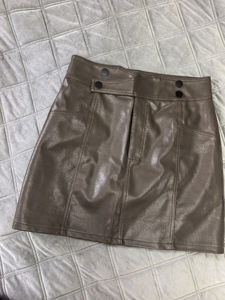 Базовая юбка с шортиками