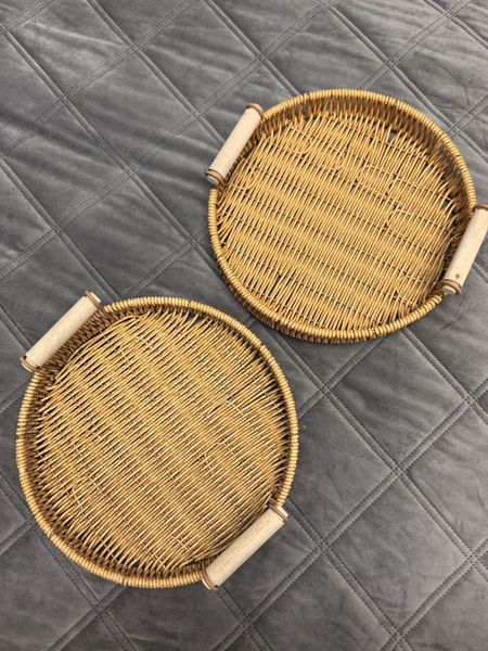 Корзинки плетёные для хлеба и фруктов