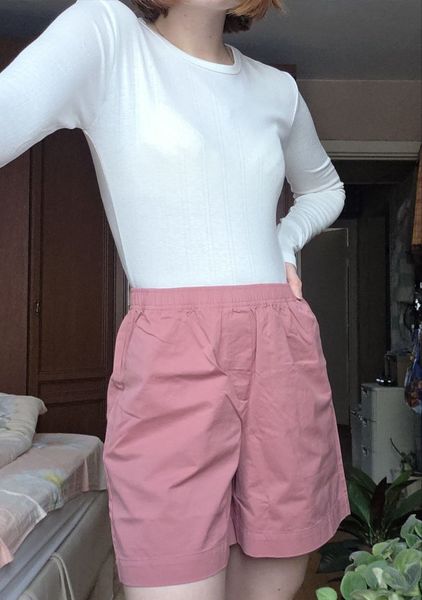 Белый лонгслив